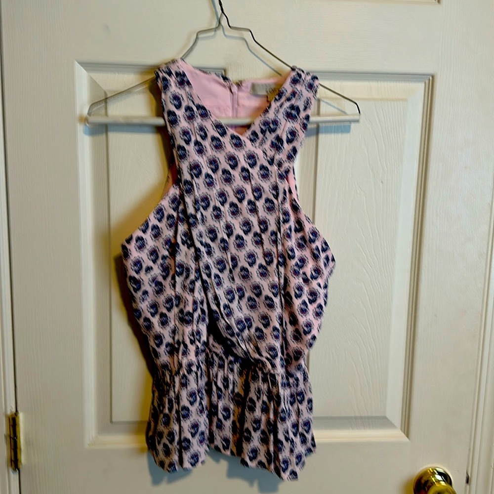 Loft top crisscross sleeveless top
